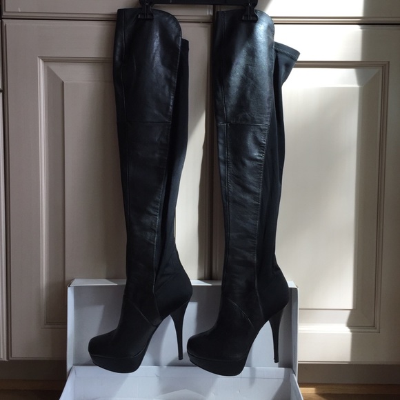 Steve Madden Women's Neley Boots