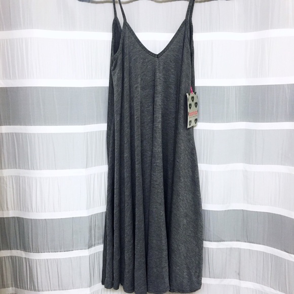 Boohoo NWT Flowy Dress