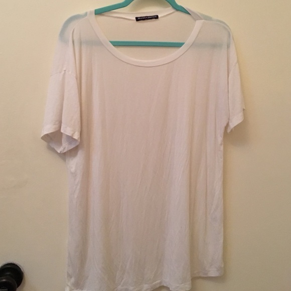 White tshirt