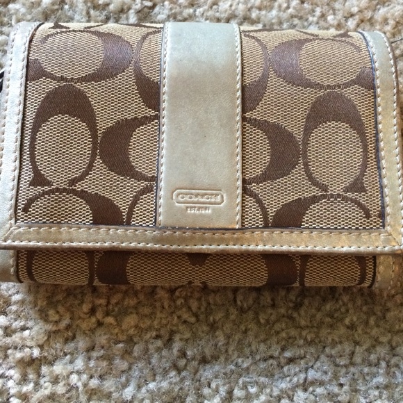 Authentic Coach Wallet