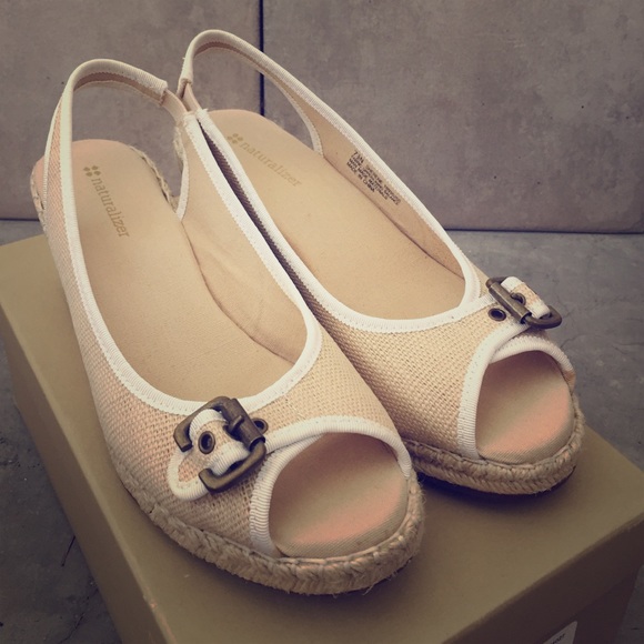 Naturalizer Wedges
