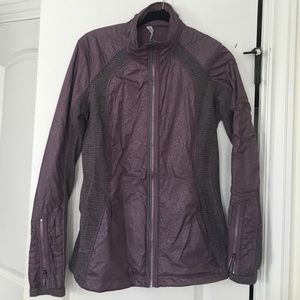 Size 8 lululemon running jacket