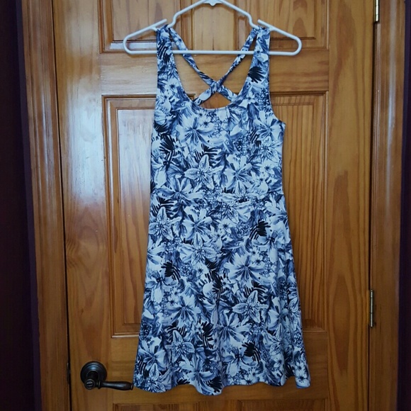 H&M blue floral dress