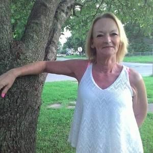 Meet your Posher, Loretta