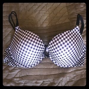 Victoria's Secret Very Sexy Push-Up