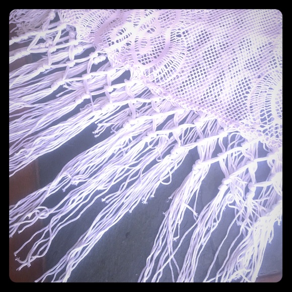 Fringe Bebe top crochet