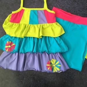 Size 6 tank top and Capri set