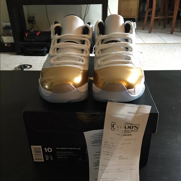 Jordan 11's