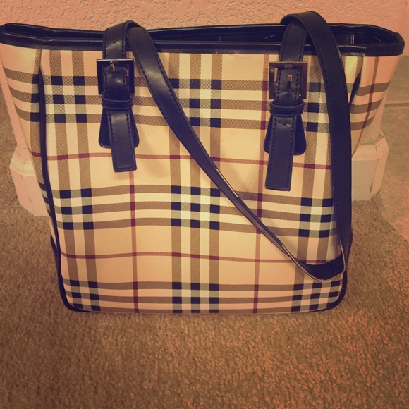 Burberry Purse