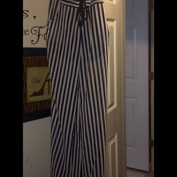 striped drawstring jumpsuit - Picture 2 of 3