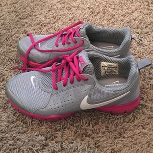 Nike comfort running shoes