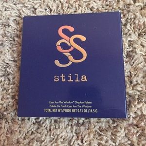 BNIB Stila "Spirit" Palette