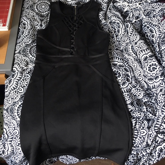 Black dress from forever 21 - Picture 3 of 3