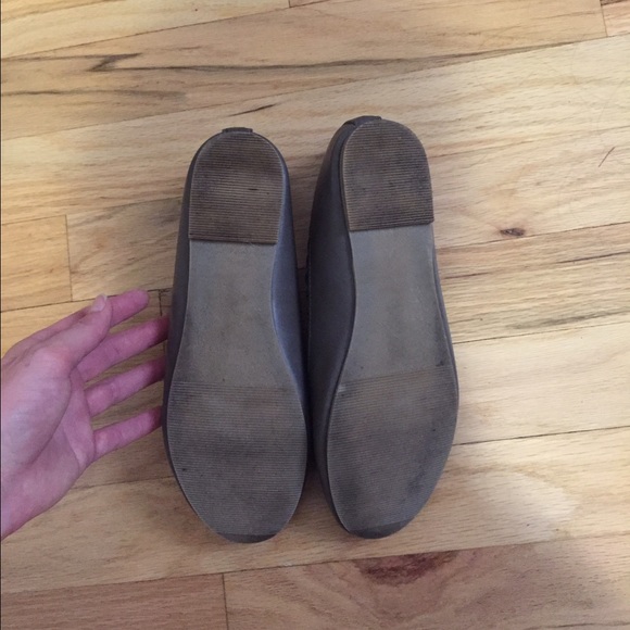 *SALE* Scallop Edge Flats - Picture 3 of 4