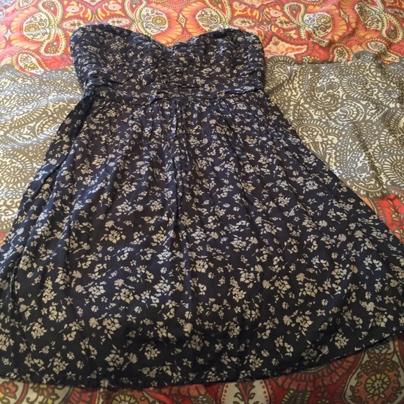 Navy blue strapless dress