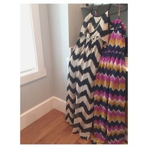 Maxi Dress {{BUNDLE}} size MED.