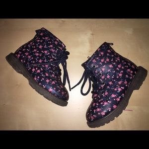 Winter ankle booties