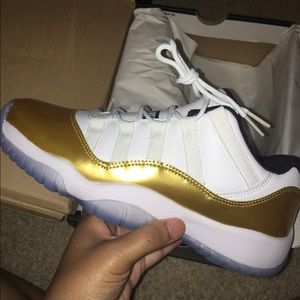 Air Jordan 11 Retro Low (Closing Ceremony)