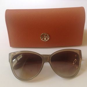 Tory burch sunglasses