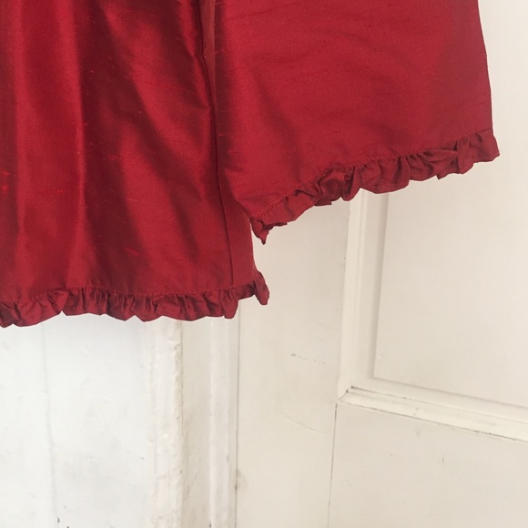 Dressy top! - Picture 3 of 4