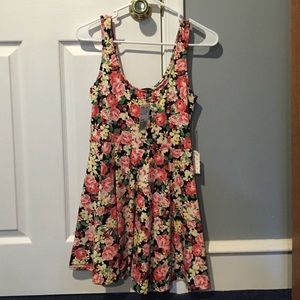 Forever 21 never worn with tags flower dress
