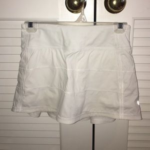 Lululemon "race revival" tennis skirt