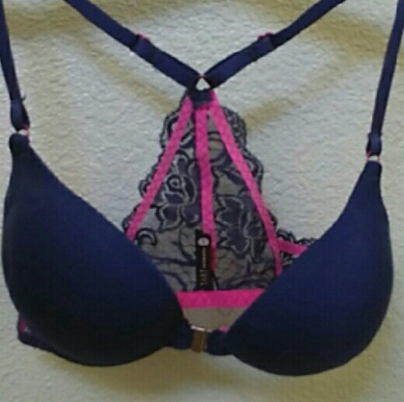 32C push up bra - Picture 1 of 3