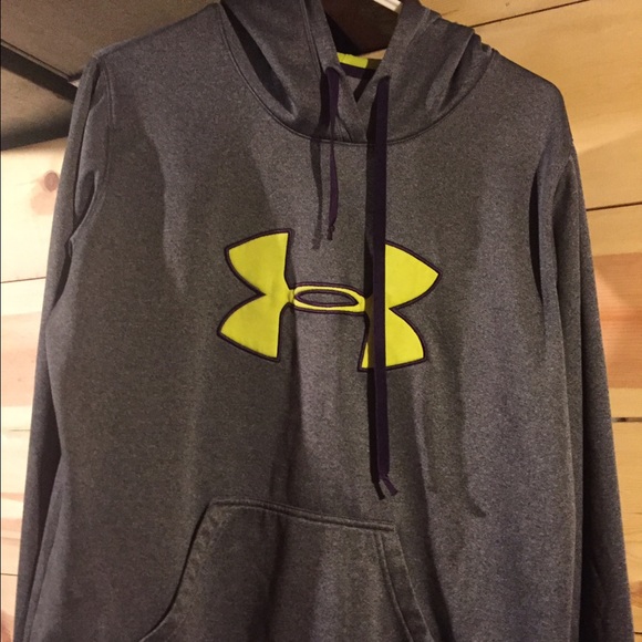 Under Armour Hoodie with neon yellow emblem