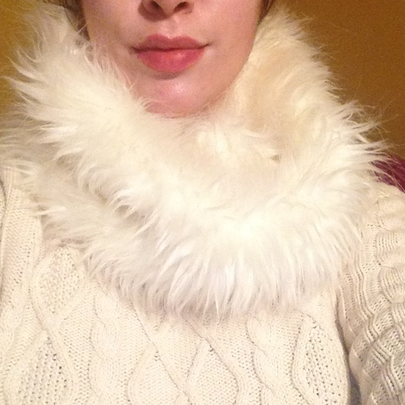 Accessories - Price Slash: Faux Fur Infinity Scarf Cream White