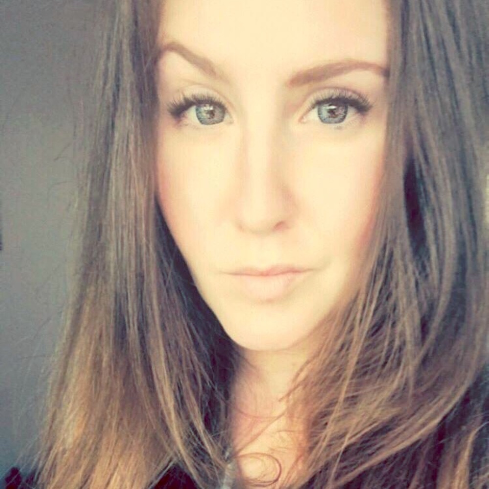 Meet your Posher, Yvette