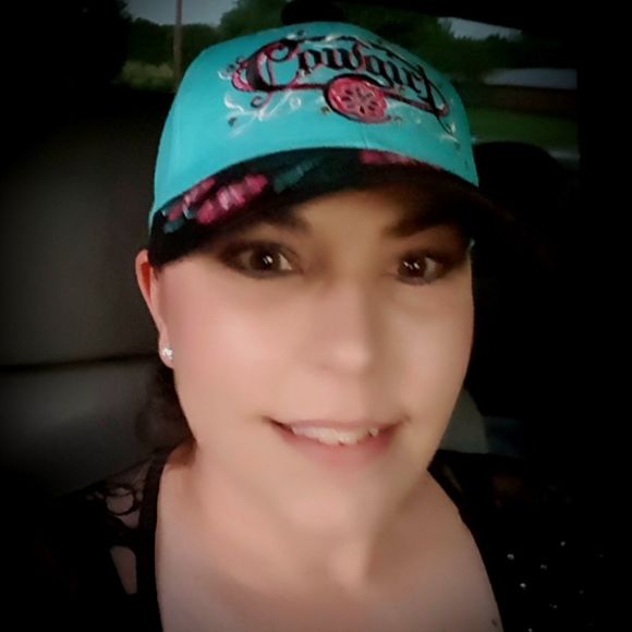 Meet your Posher, Kristie