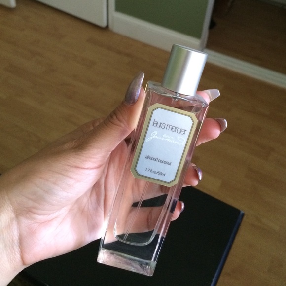 New Laura Mercier Eau Gourmande Almond Coconut