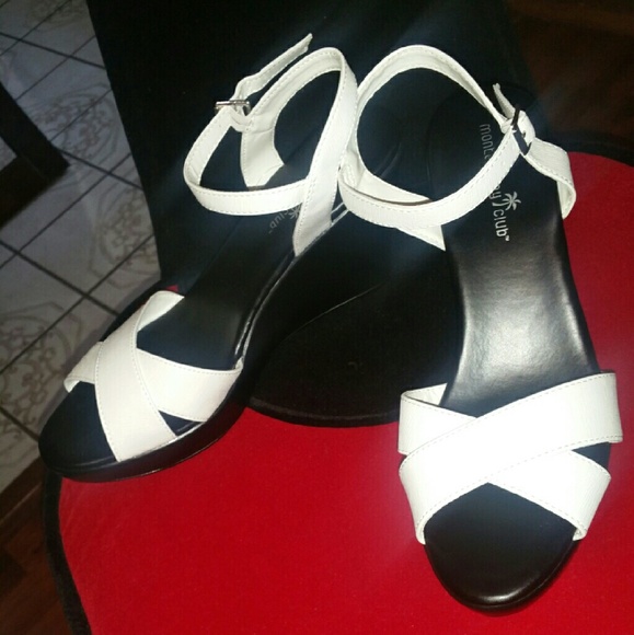 Brand new Wedge - Picture 4 of 4