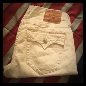 Never been worn True Religion jeans.