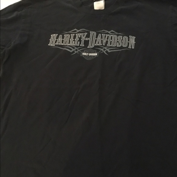 Barely worn Harley tshirt