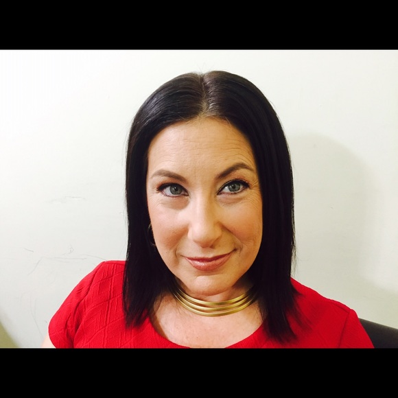 Meet your Posher, Dana - Picture 1 of 1