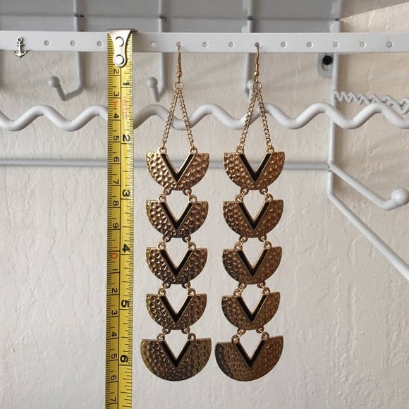 🌟HP🌟 Statement long gold earrings - Picture 2 of 4