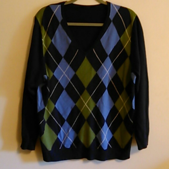 Blue green and white super soft argyle sweater