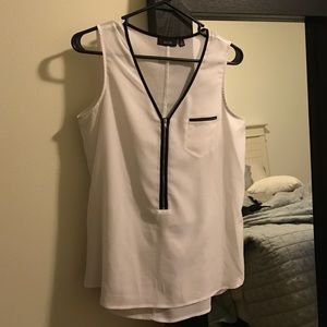 Apt 9 zip up tank top