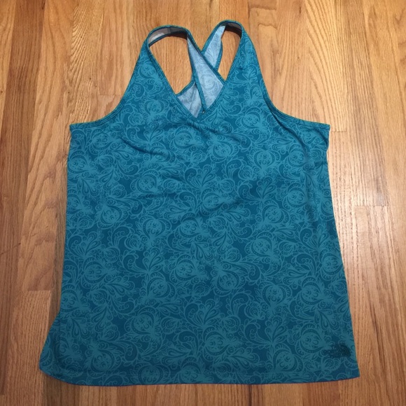 ⭐️⭐️North Face Athletic Yoga top⭐️⭐️