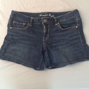 American eagle jean shorts size 10