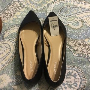 Brand new size 6 flats