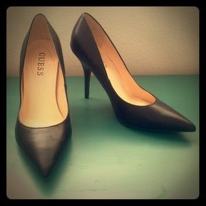 GUESS Black Spike Heel Pumps NWOT