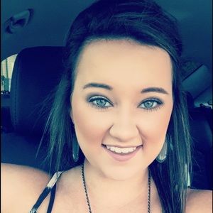 Meet your Posher, Macey