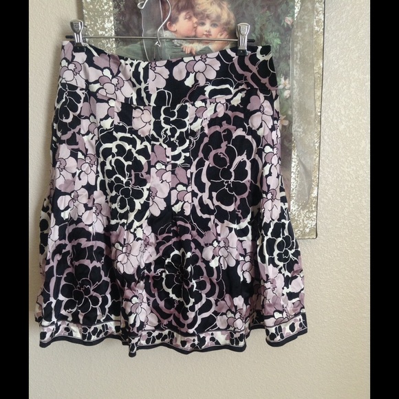 Elie Tahari Silky Skirt