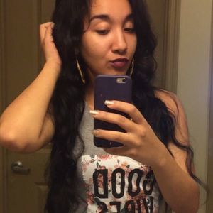 Meet your Posher, Sabra