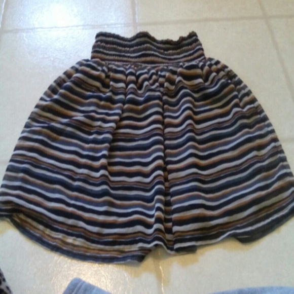 Striped short skirt - Picture 1 of 1
