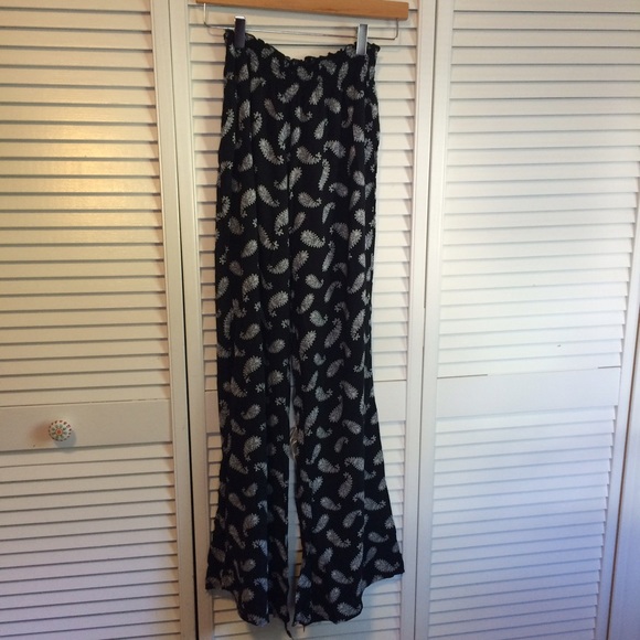 Brandy Melville pants