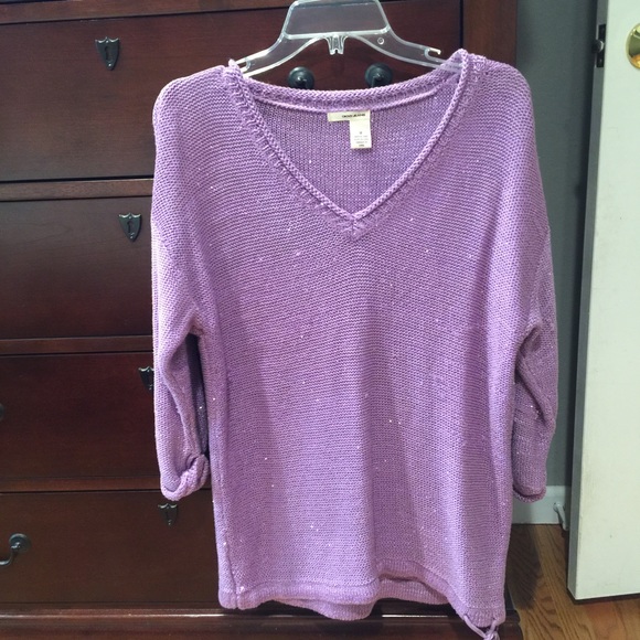 Super cute Dkny sweater