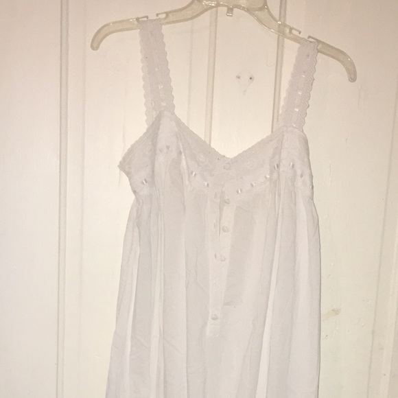 Victoria Secret White Night Gown